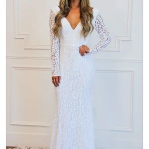 Bella and Rose size M dress